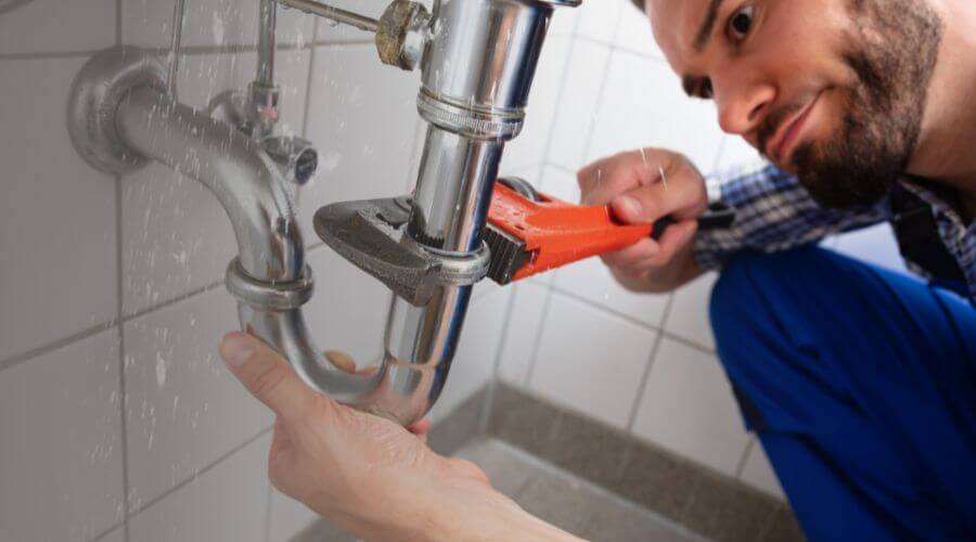 Professional clogged toilet repair in Fortuna, MO